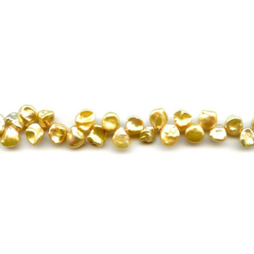032-0046 Freshwater Pearl Drop <br>9x Keshi Petal
