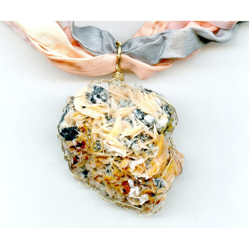 L3527-015 Baryte on Cerussite <br>54x50 Wired Pendant