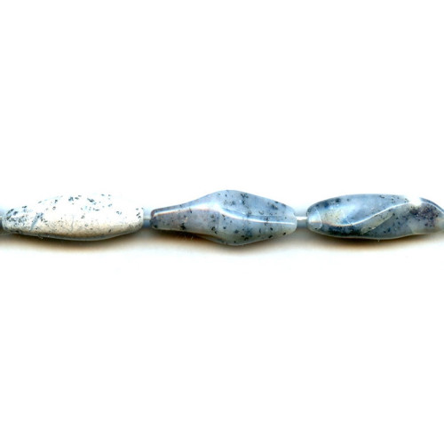 102-0592 Ice Blue Agate <br>12x32 Twist Oval