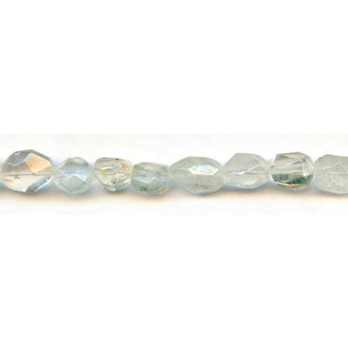 104-0165 Green Crystal <br>10-12x Faceted Nugget