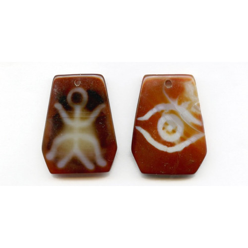 153-1399 Carnelian <br>40x32 Pendant w/ Picture