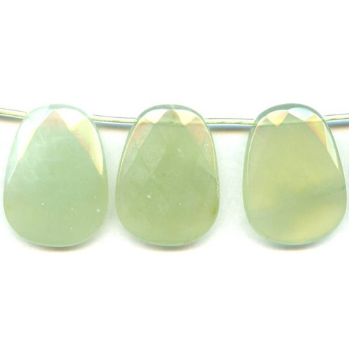 184-1126 New Jade <br>30x40 Faceted Flat Drop