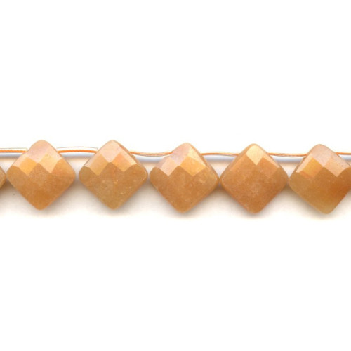 191-1134 Red Aventurine <br>16x16 Diamond Briolette