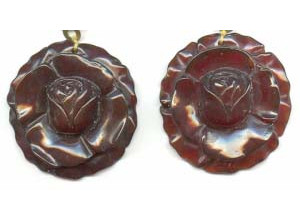 Shoocho Jade 40-46x Flower Pendant