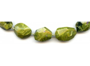 Stichtite 10-14x Faceted Flat Nugget