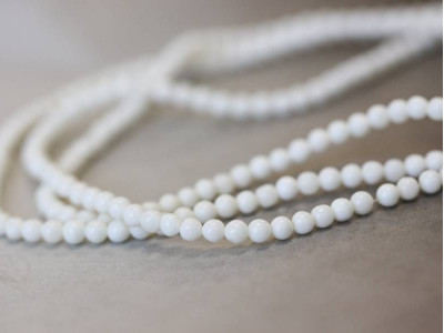 White Coral 4mm Round