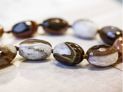 Dyed Agate 20x30 Faceted Oval