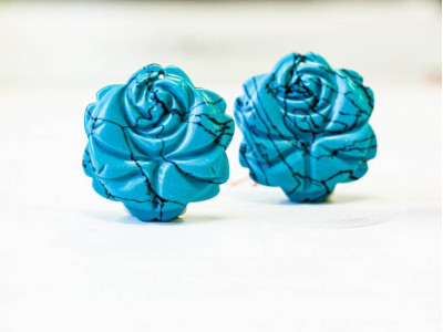 Imitation Turquoise 45mm Flower Pendant
