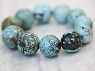 Chinese Turquoise 18-23mm Round Bracelet