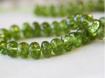 Peridot 10mm Faceted Rondell