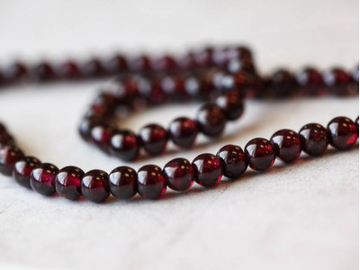 Garnet 5.5-6mm Round