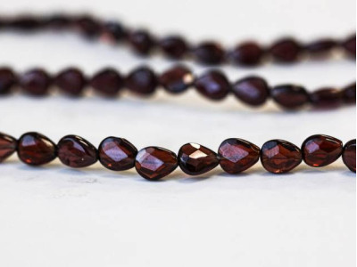 Garnet 5-6x Faceted Flat Pear