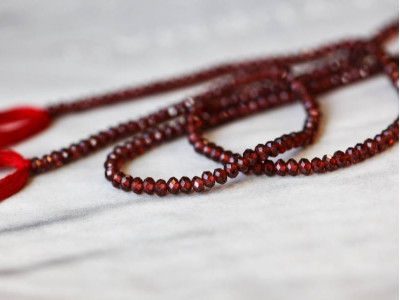Garnet 3-3.5mm Faceted Rondell