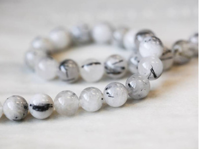 Tourmalinated Quartz 10mm Round