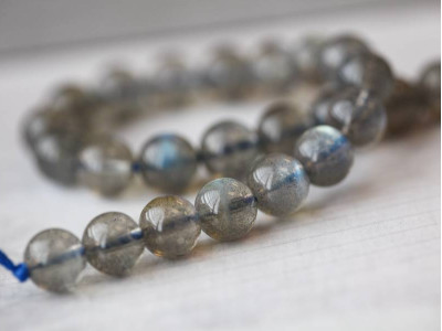 Labradorite 8.5-9mm Round