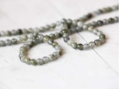 Labradorite 4-4.5mm Round