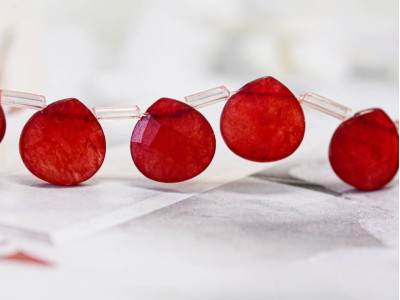 Red Jade 13mm Flat Pear Briolette