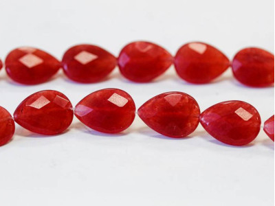 Red Jade 13x18 Faceted Flat Pear