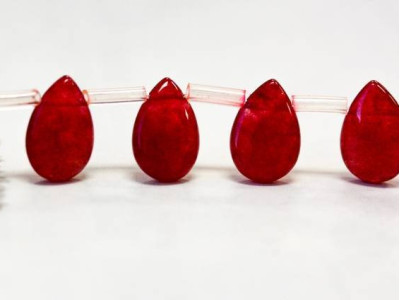 Red Jade 9x13 Flat Pear Drop