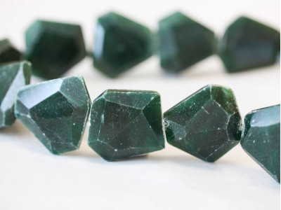 Aventurine 30-35x Faceted Slab