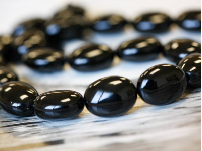 Black Onyx 15x20 Oval Pebble