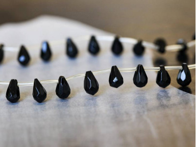 Black Onyx 6x9 Teardrop Briolette