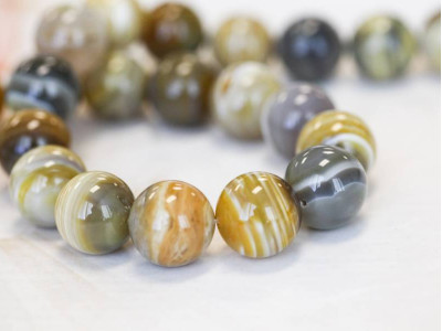 Yellow Botswana Agate 18mm Round