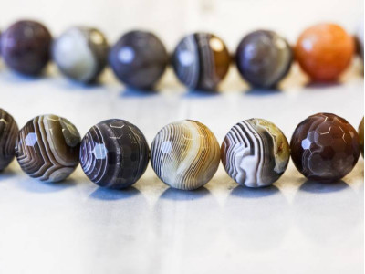 Botswana Agate 18mm Faceted Round