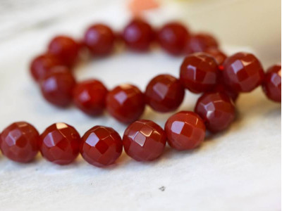 Carnelian 10mm Faceted Round