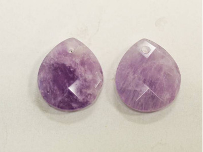 Cape Amethyst 22x25 Faceted Flat Pear Pendant