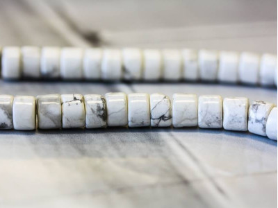White Howlite 8mm Wheel