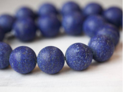 Matte Natural Lapis 20mm Round