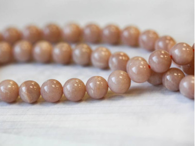 Peach Moonstone 8-8.5mm Round