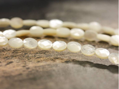 Mother of Pearl 5x7 Faceted Flat Oval