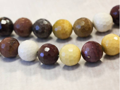 Mookaite 14mm Faceted Round