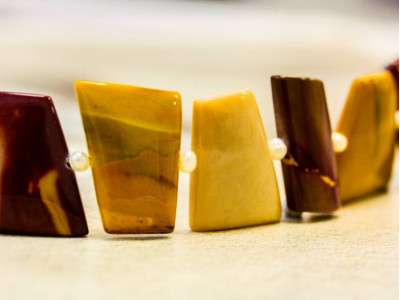 Mookaite 26x Trapezoid