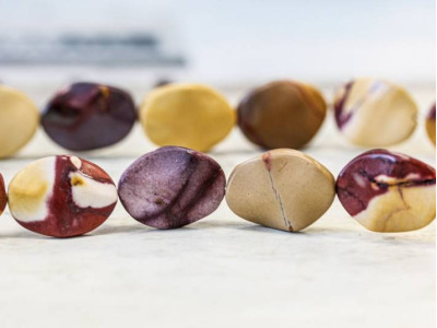 Mookaite 15x20 Waved Flat Oval