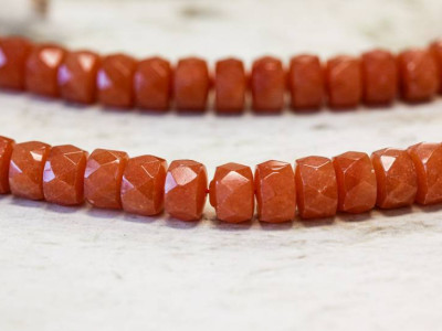 Red Aventurine 11-12mm Faceted Wheel