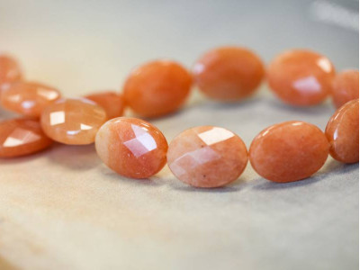 Red Aventurine 15x20 Faceted Flat Oval