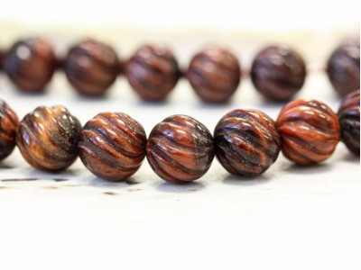 Red Tiger Eye 10mm S-Corrugated Round
