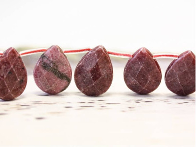 Rhodonite 15x20 Flat Pear Briolette