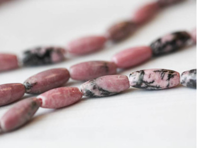 Rhodonite 6x15 Rice