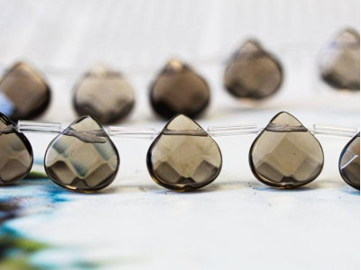 Smoky Quartz 13x13 Flat Pear Briolette