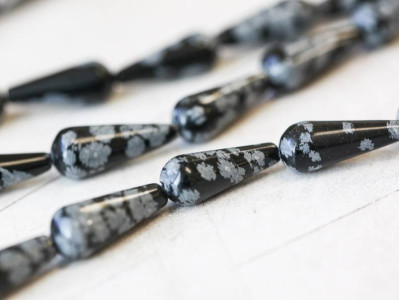 Snowflake Obsidian 9x22 Teardrop