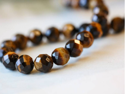 Tiger Eye 10mm Faceted Round