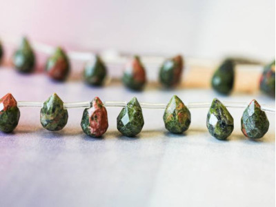 Unakite 7x10 Teardrop Briolette