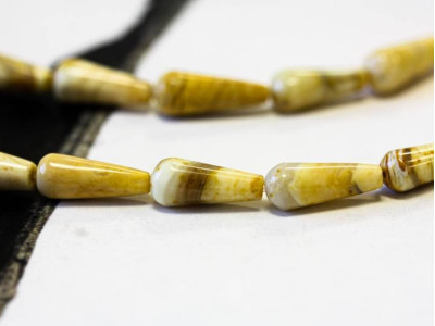 Yellow Jasper 6x16 Teardrop