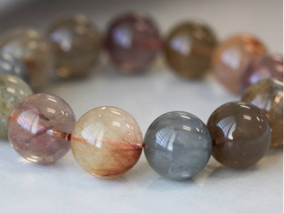 Rutilated Quartz 17-18mm Round Bracelet