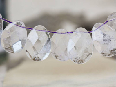 Lavender Quartz 18x25 Flat Pear Briolette