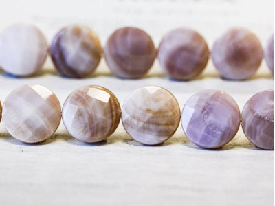 Pink Mother of Pearl 20mm Faceted Coin